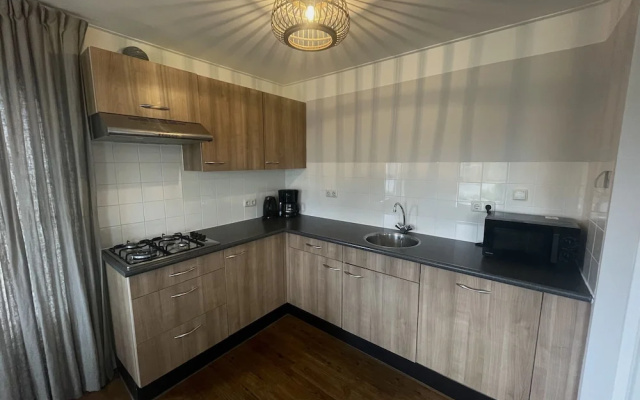 Cozy Furnished House with Garden near Nature Reserve