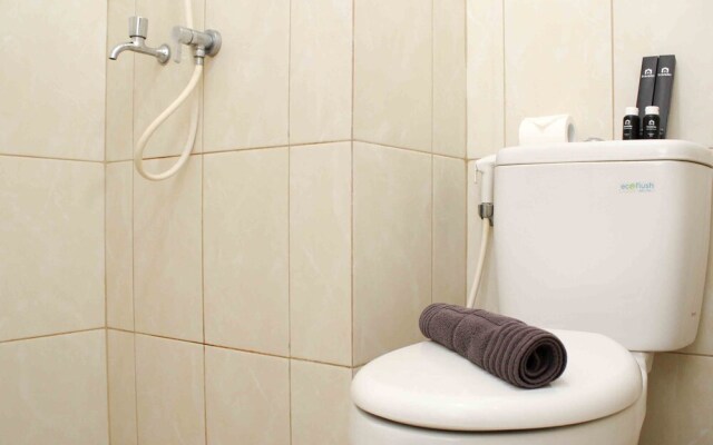 Nice And Comfy Studio At Springlake Summarecon Bekasi Apartment