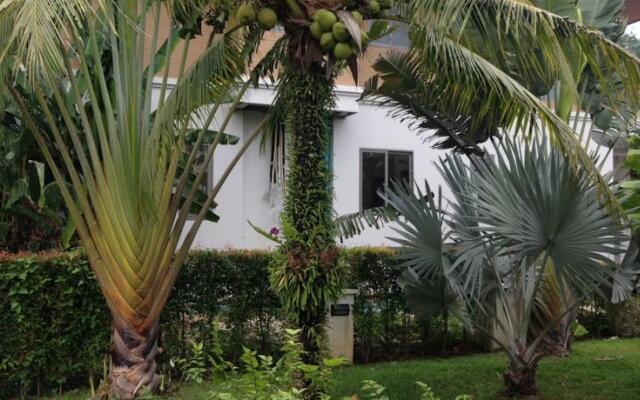Villa Casa Resort