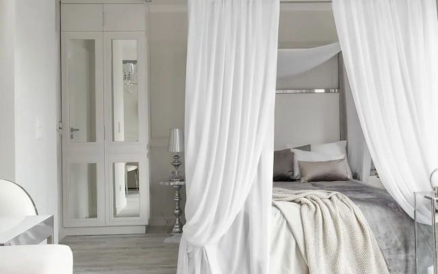 Sweet Suite Apart