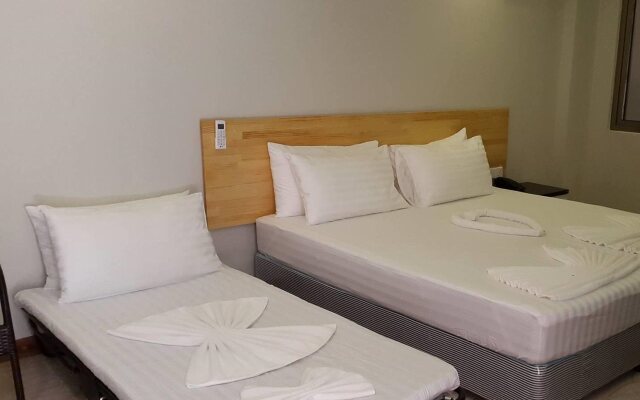 White Sand Lodge at Maafushi
