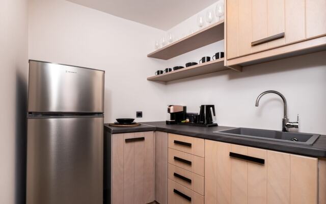 Neoma Luxury Suites