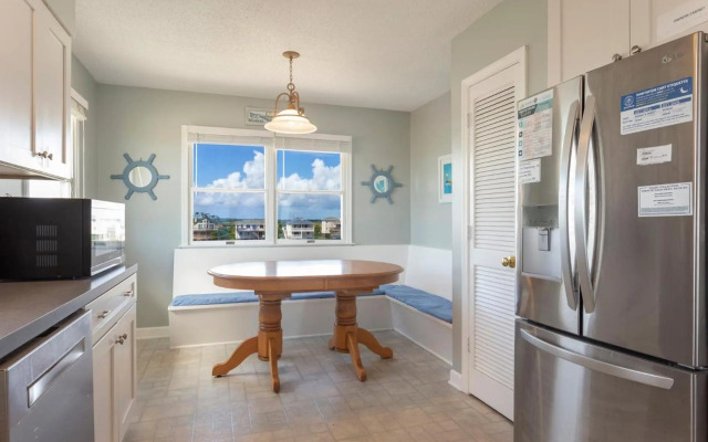 7083 Ocean Haven Oceanfront