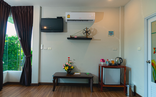 Bluemoon Riverside Resort