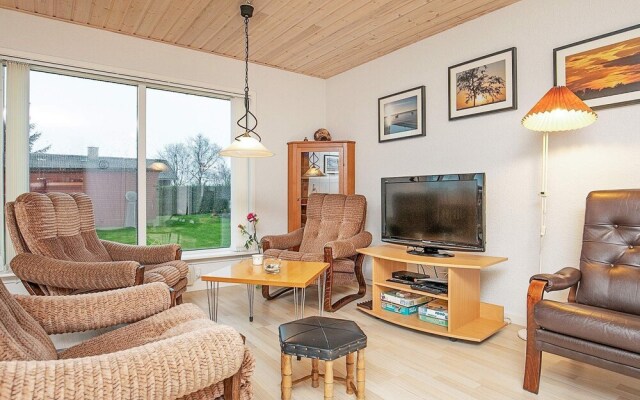 5 Person Holiday Home in Hals
