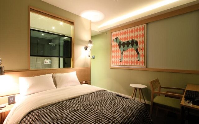 25 Hours Hotel
