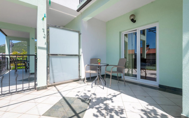 Apartments & rooms Leon