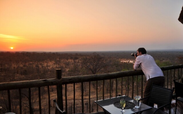 Victoria Falls Safari Lodge