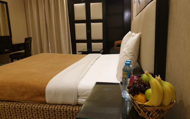 Palm Beach Hotel