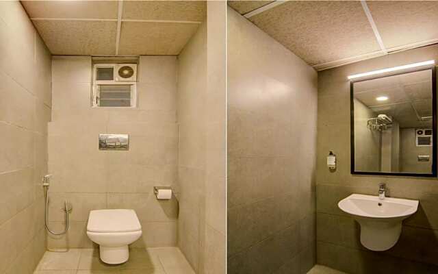 Treebo Trend Apple Tree Express