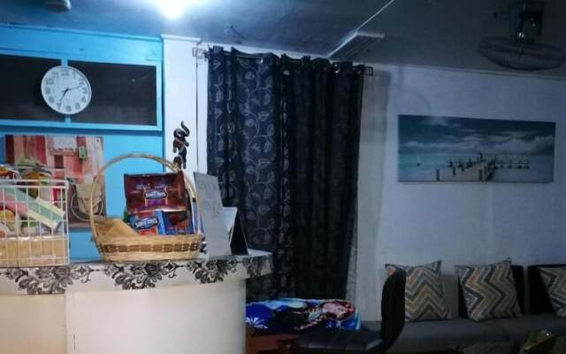 8Th Street Guesthouse Hostel