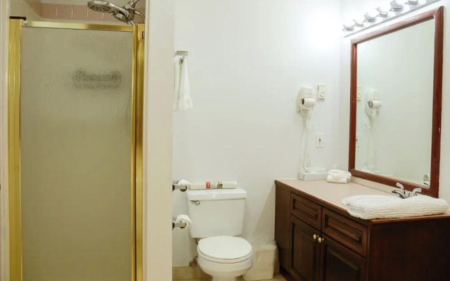 Western Budget Motel Plus Mosaic Suites