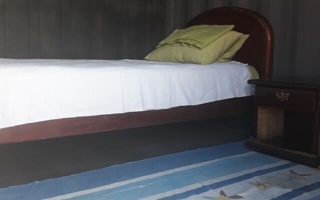 Casa de Contêineres - Hostel