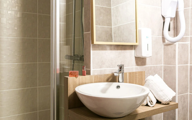 Hôtel du Pont d'Ascain