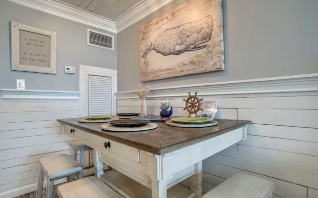 Seaside Villa Ocean View Studio!