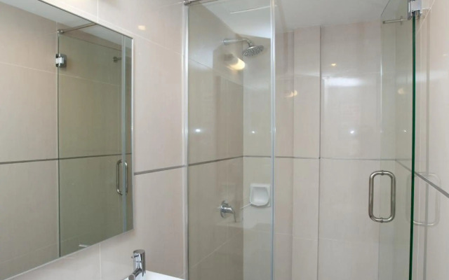 Sea Me Spring Tree Hotel - Adults only