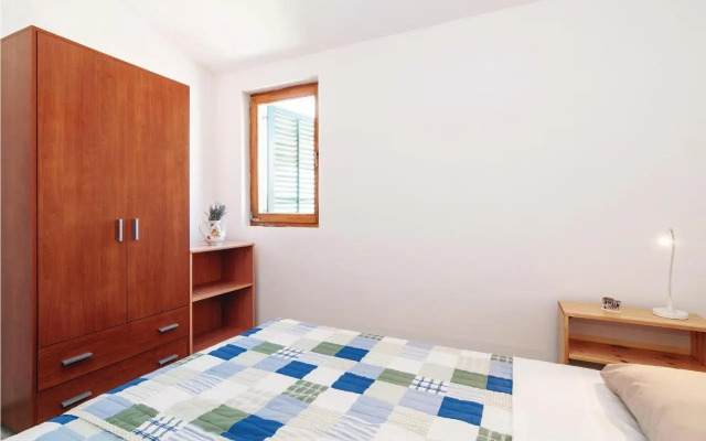 One-Bedroom Apartment in Maslenica