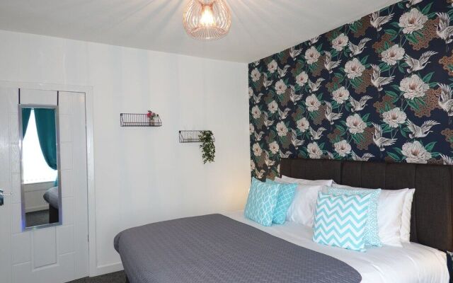 Lady Wilson Apartment