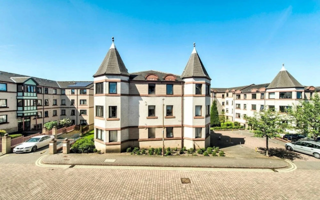 Charming and Quiet 3-bed House Near City Centre