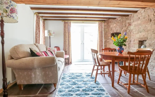 Rodley Manor Cottage, Bloemuns