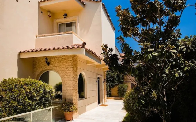South Blue Tranquil Villa