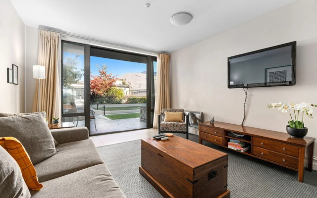 The Beacon - 2 Bedroom Town Center Apartment 614
