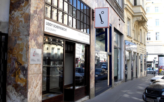 OPERASTREET CITY CENTER Apartment "Bangkok" in Vienna