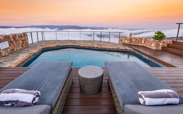 Zulu Rock Lodge - Babanango Game Reserve