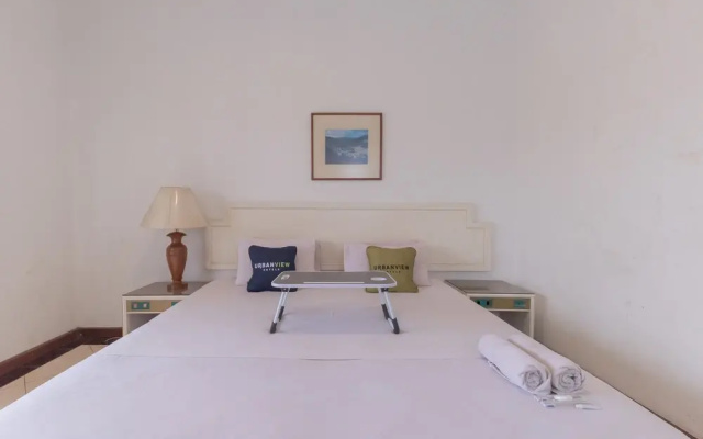 Urbanview Hotel Utari