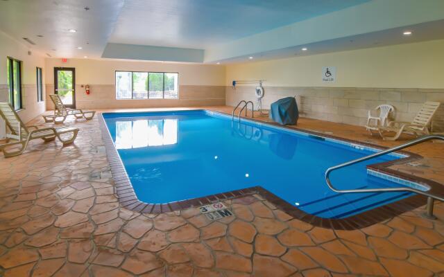 Holiday Inn Express & Suites Indianapolis Northwest by IHG