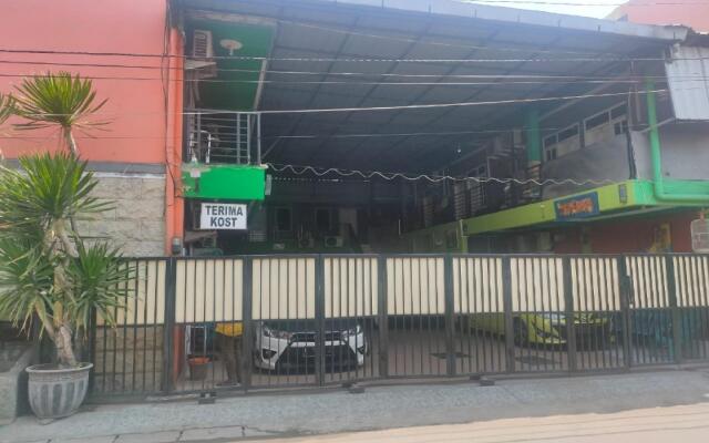 OYO 90753 Graha Sekar Wangi