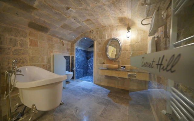 Cappadocia Secret Hill Cave Suites