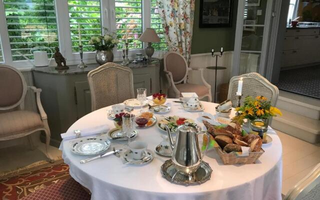 Bed & Breakfast mit Charme- Aux2platanes- Außergewöhnlich schön am Bodensee