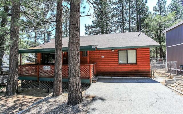 R & R Retreat-1767 by Big Bear Vacations