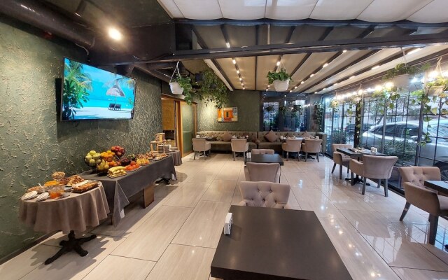 Home Boutique Hotel