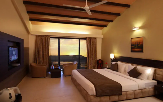 Aakar Lords Inn Saputara
