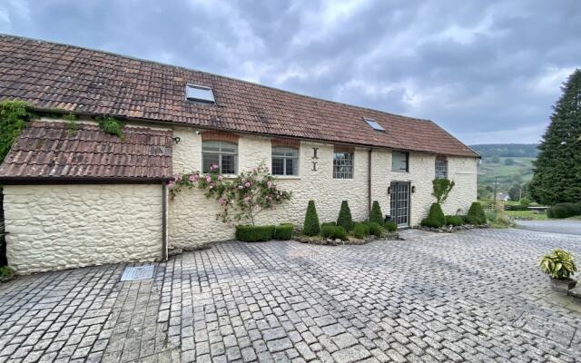 Home Farm Hotel