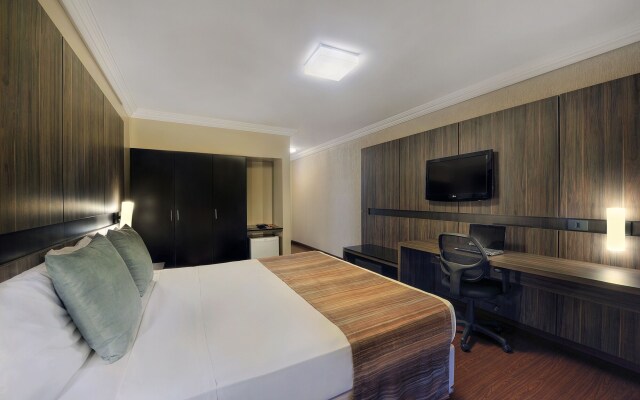 Hotel Deville Express Cascavel