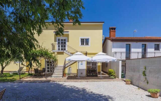 Apartment Nino Poreč