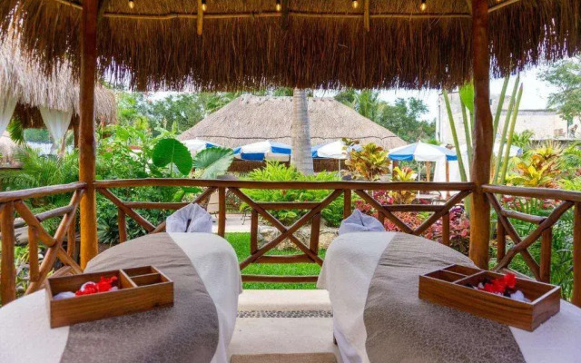 Tsaakik Jungle Hotel & Spa