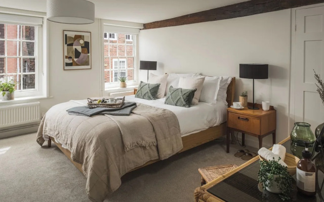 Lovely 3-bed House in West Malling, Kent