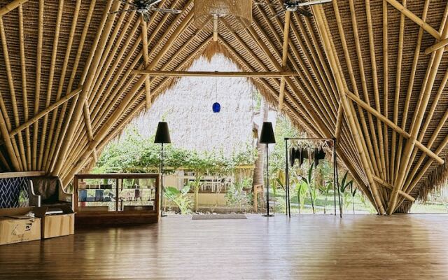 Villa Matahari Terbenam