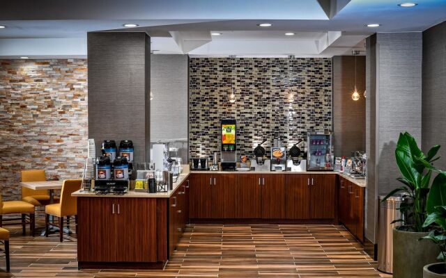 Best Western Plus Philadelphia Convention Center Hotel