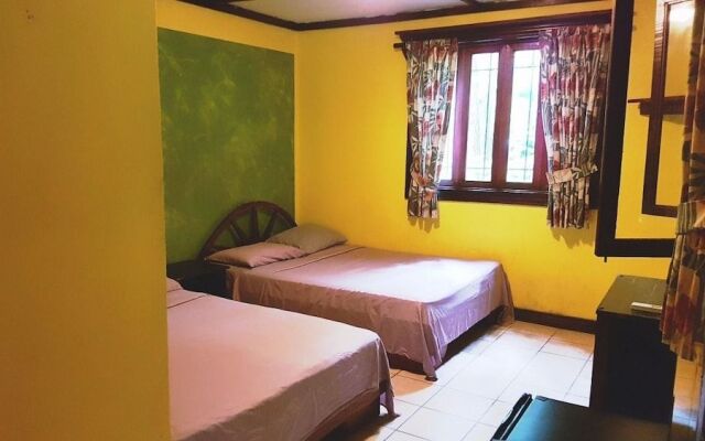 MI Casa Hostel & Hotel El Tesoro