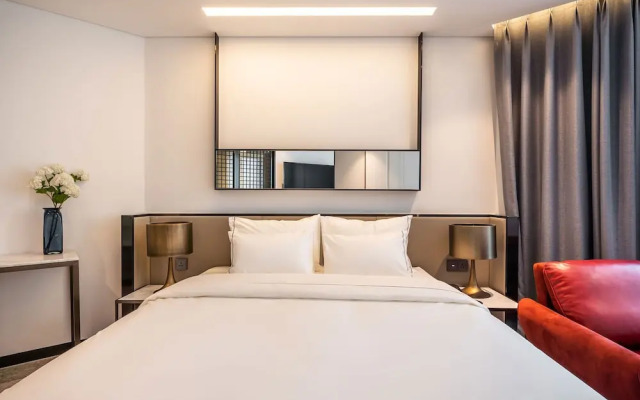 Hotel the Castle Sincheon