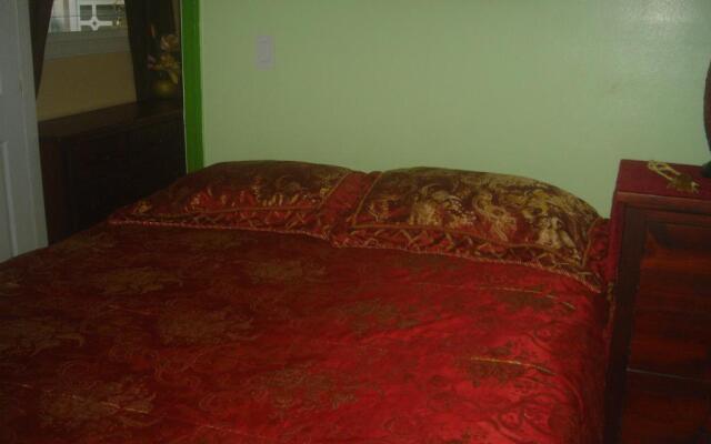 Green Lions Bed & Breakfast