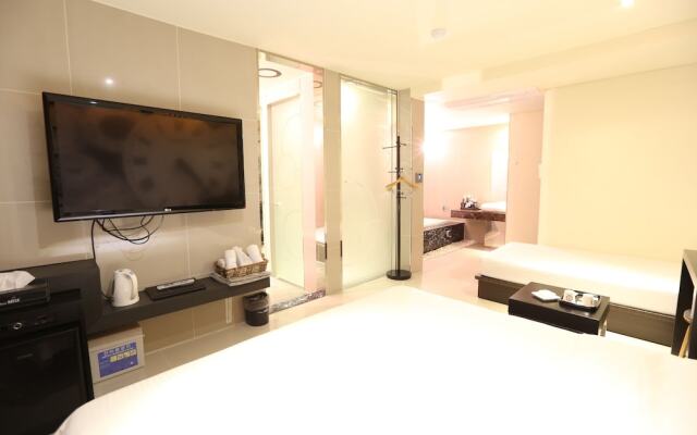 Paju Miiz Hotel
