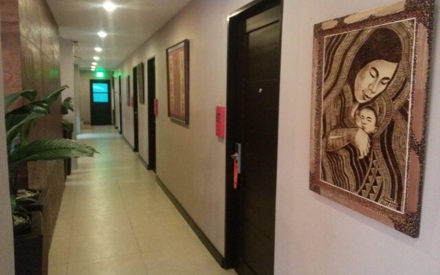 C Boutique Hotel
