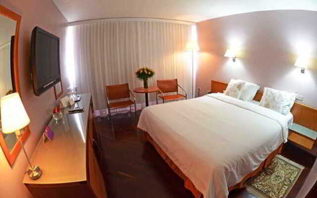 Hotel Paseo Las Mercedes