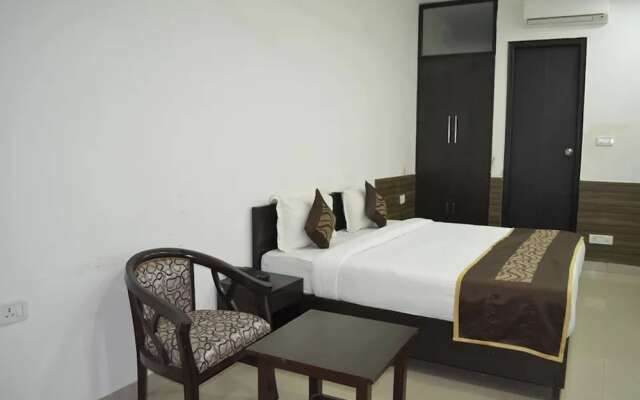 Hotel Aravali Inn